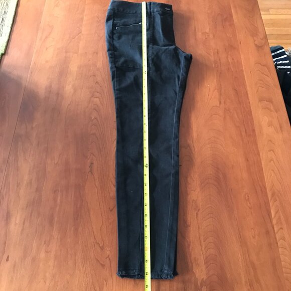 Loft | Petite Frayed Skinny Pants 6P - Picture 12 of 12